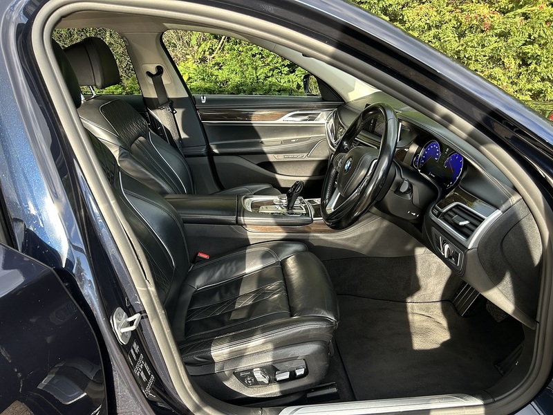 BMW 7 Series 730Ld Exclusive - U11335