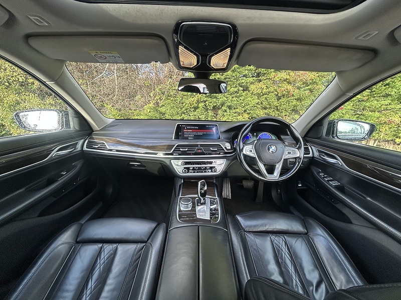 BMW 7 Series 730Ld Exclusive - U11335