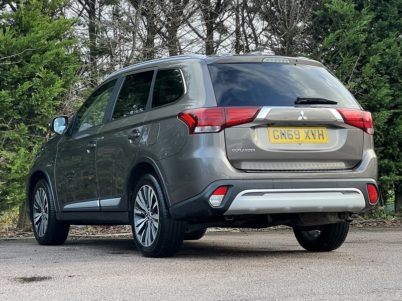 Mitsubishi Outlander MIVEC Exceed - U11338