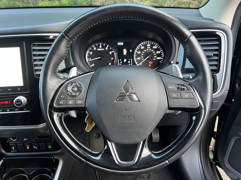 Mitsubishi Outlander MIVEC Exceed - U11338
