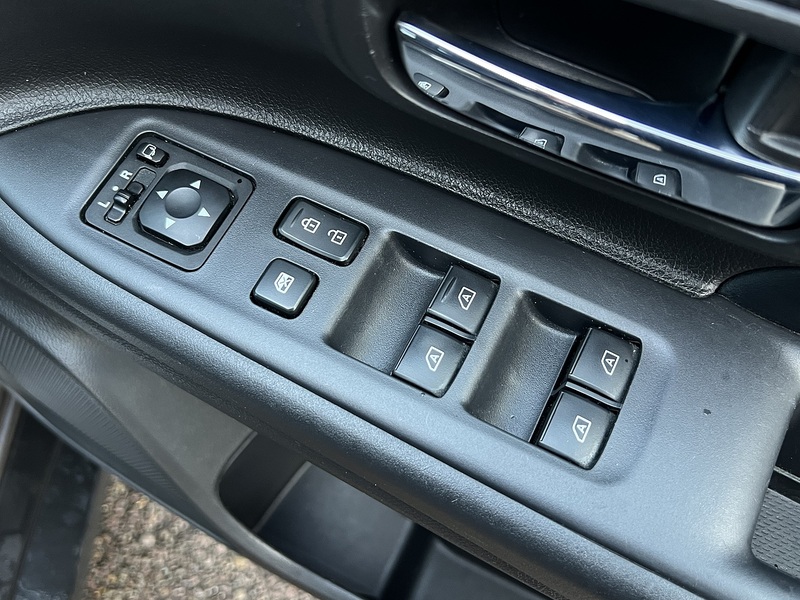 Mitsubishi Outlander MIVEC Exceed - U11338