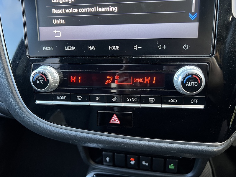 Mitsubishi Outlander MIVEC Exceed - U11338