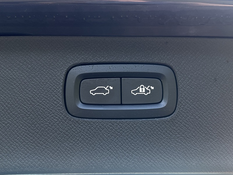 Volvo XC90 h T8 Twin Engine Inscription Pro - U11340