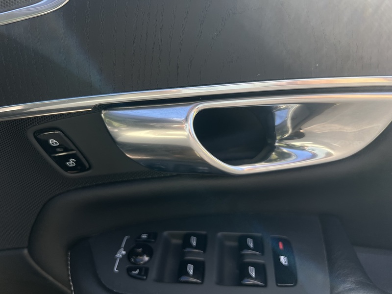 Volvo XC90 h T8 Twin Engine Inscription Pro - U11340