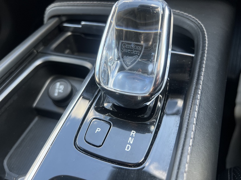 Volvo XC90 h T8 Twin Engine Inscription Pro - U11340