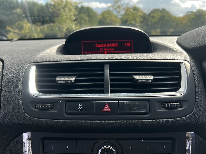 Vauxhall Mokka i Exclusiv - U11341
