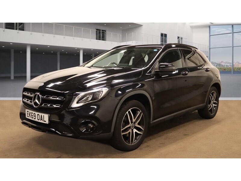 Mercedes-Benz GLA GLA180 Urban Edition - U11342