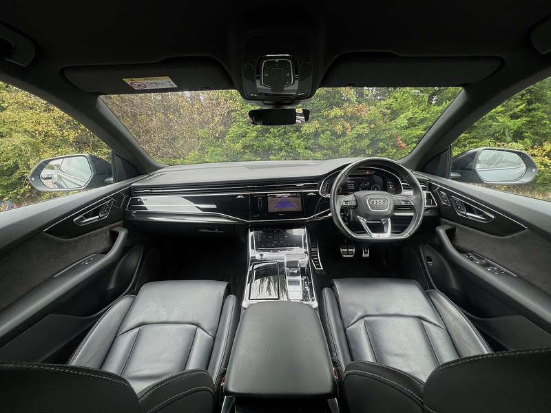 Audi Q8 TFSI V6 Black Edition - U11344