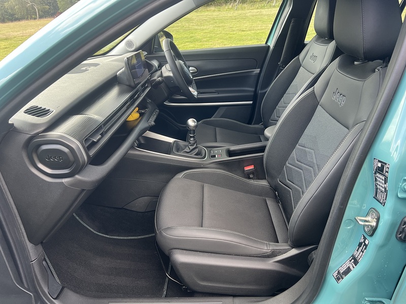 Jeep Avenger Altitude - U11348