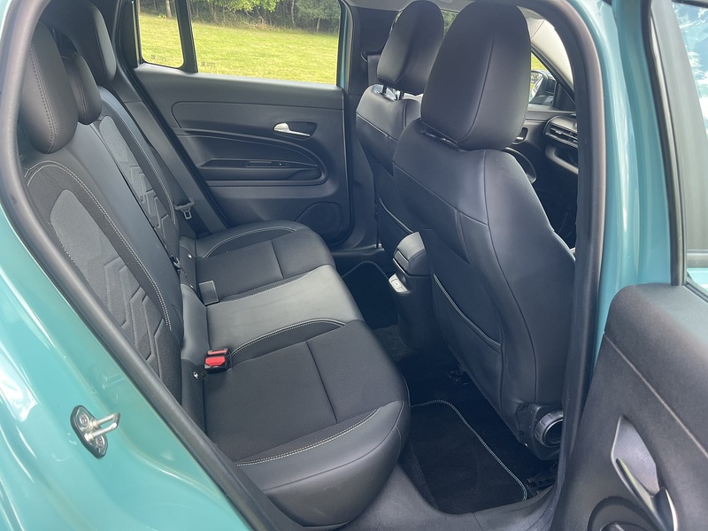 Jeep Avenger Altitude - U11348