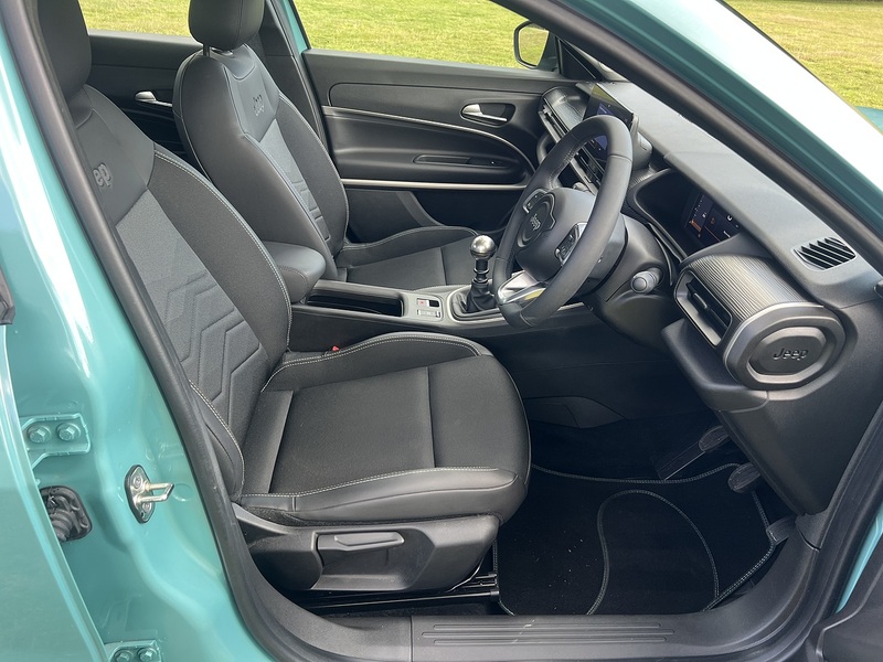 Jeep Avenger Altitude - U11348