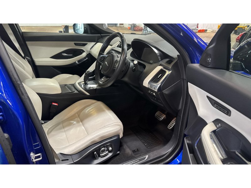 Jaguar E-PACE D180 R-Dynamic HSE - U11350