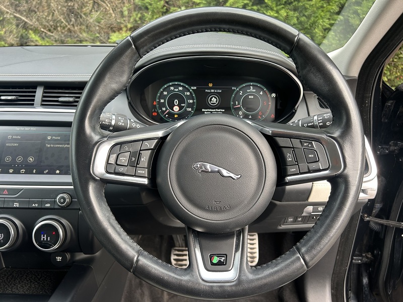 Jaguar E-PACE D150 R-Dynamic S - U11351