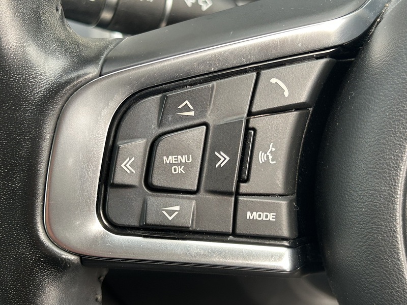 Jaguar E-PACE D150 R-Dynamic S - U11351