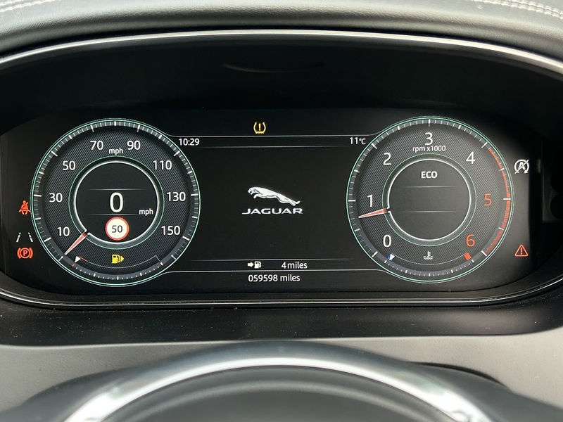 Jaguar E-PACE D150 R-Dynamic S - U11351