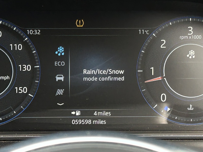 Jaguar E-PACE D150 R-Dynamic S - U11351