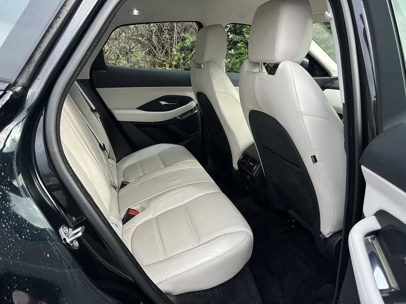 Jaguar E-PACE D150 R-Dynamic S - U11351