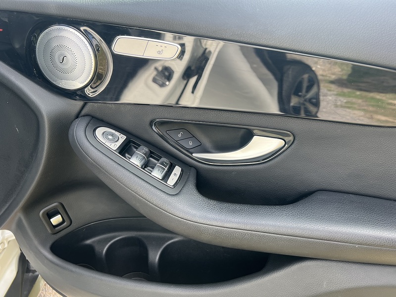 Mercedes-Benz GLC GLC220d Urban Edition - U11352