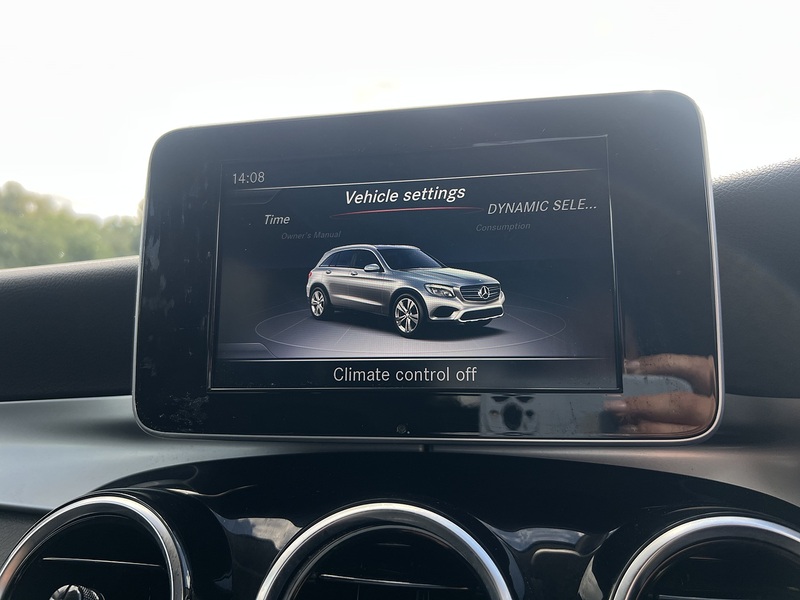 Mercedes-Benz GLC GLC220d Urban Edition - U11352