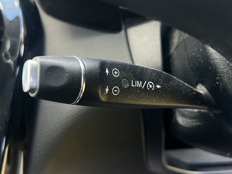 Mercedes-Benz GLC GLC220d Urban Edition - U11352