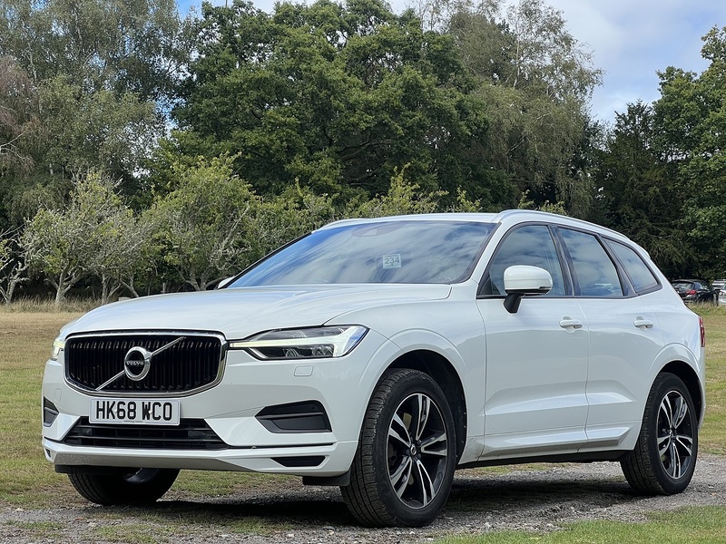 Volvo XC60 T5 Momentum - U11353