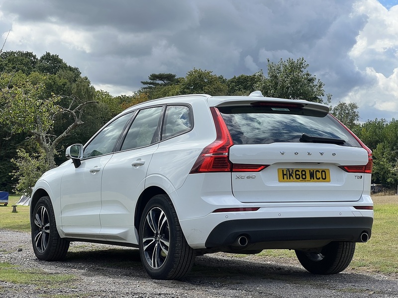 Volvo XC60 T5 Momentum - U11353