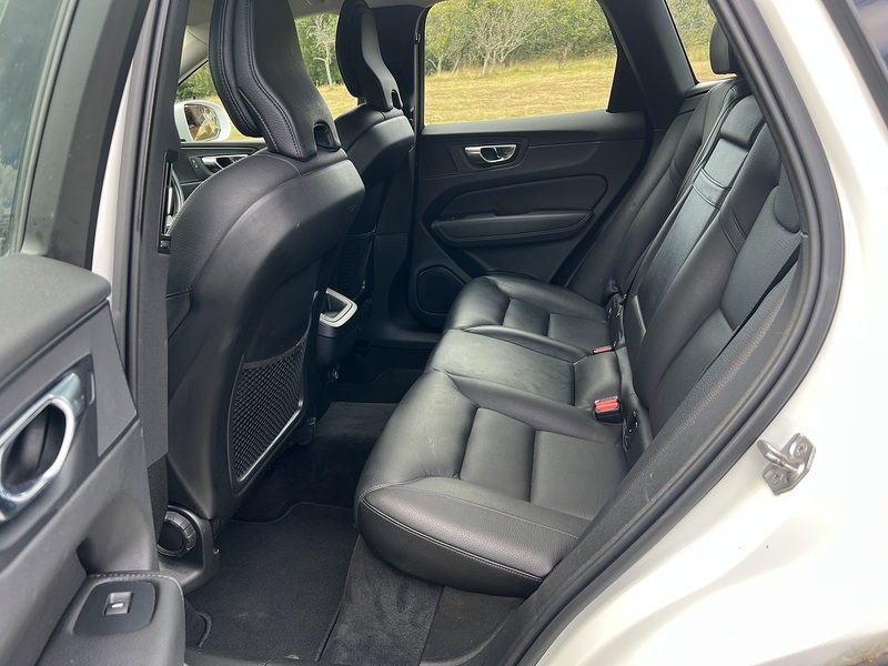 Volvo XC60 T5 Momentum - U11353
