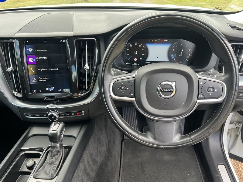 Volvo XC60 T5 Momentum - U11353