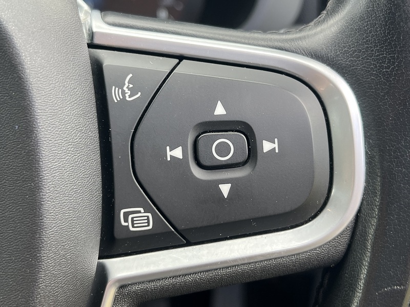 Volvo XC60 T5 Momentum - U11353