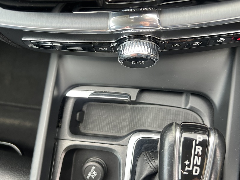 Volvo XC60 T5 Momentum - U11353