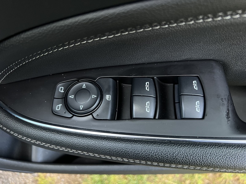 Vauxhall Insignia i Turbo Tech Line Nav - U11356
