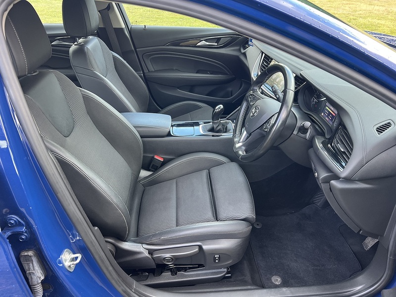 Vauxhall Insignia i Turbo Tech Line Nav - U11356