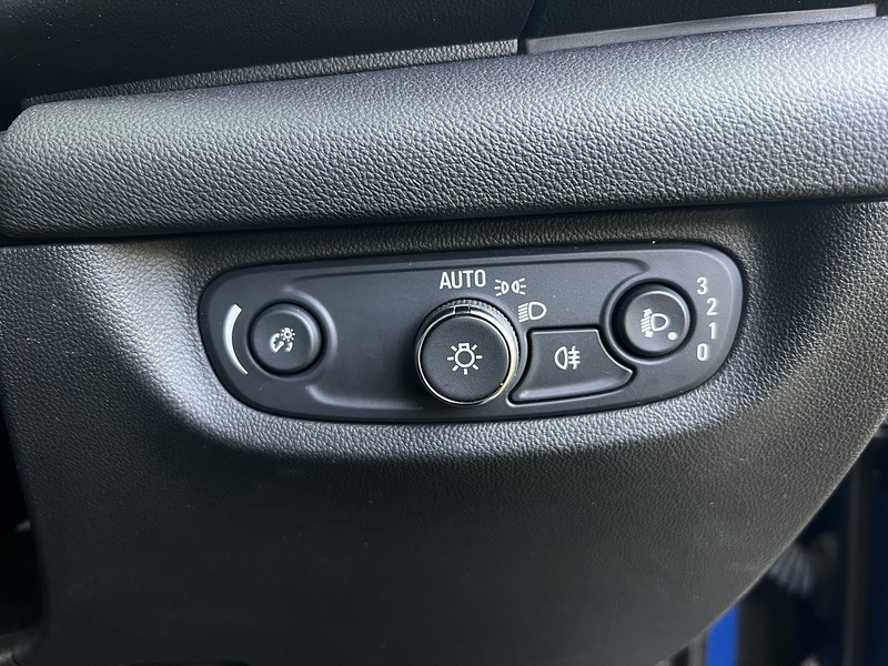 Vauxhall Insignia i Turbo Tech Line Nav - U11356