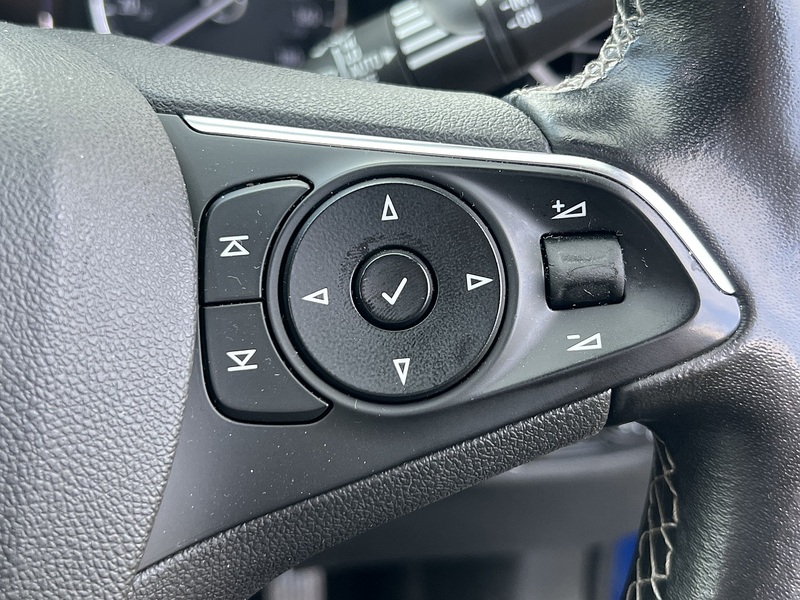 Vauxhall Insignia i Turbo Tech Line Nav - U11356