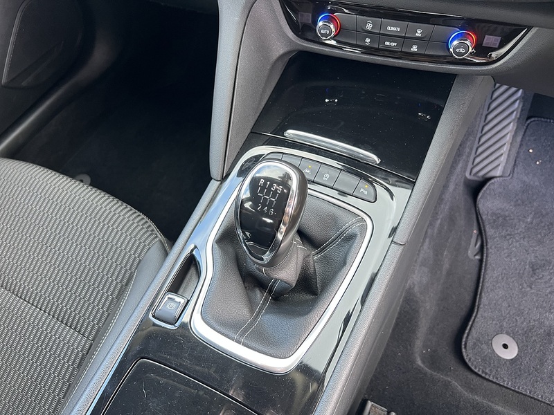 Vauxhall Insignia i Turbo Tech Line Nav - U11356