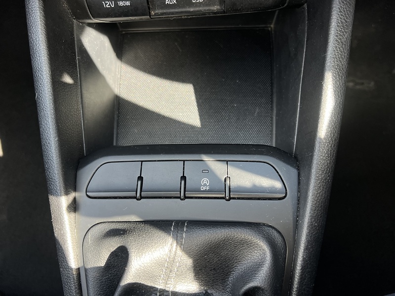 Kia Stonic CRDi 2 - U11357