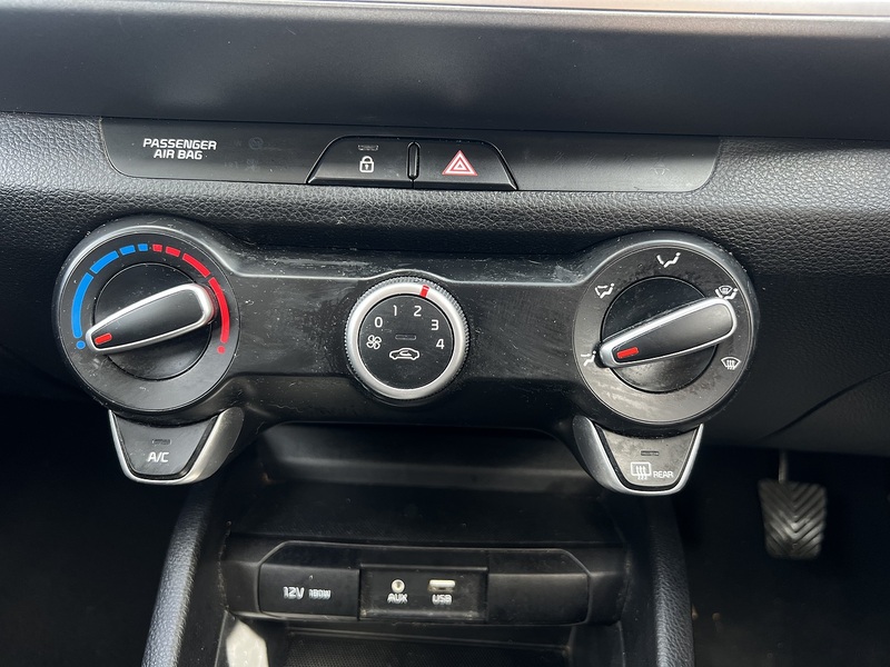 Kia Stonic CRDi 2 - U11357