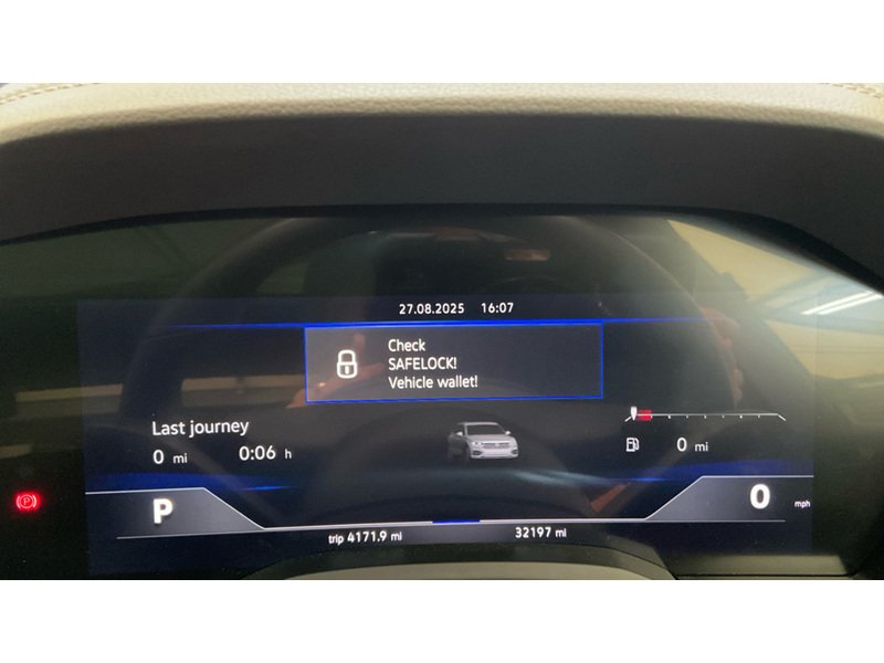 Volkswagen Touareg TSI V6 Black Edition - U11358