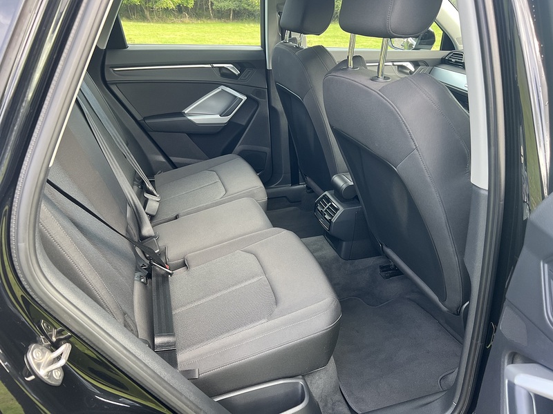 Audi Q3 TDI Sport - U11361