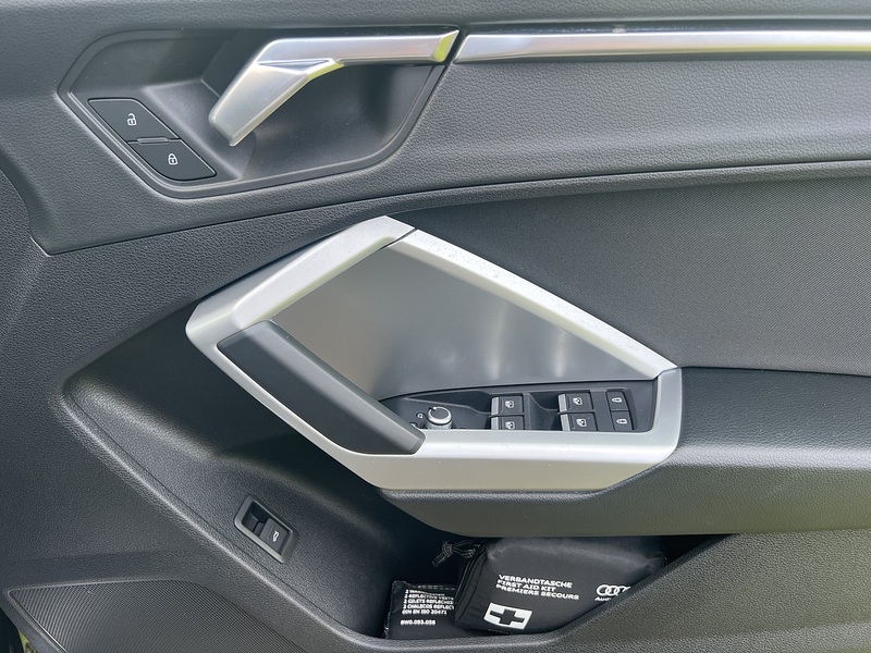 Audi Q3 TDI Sport - U11361