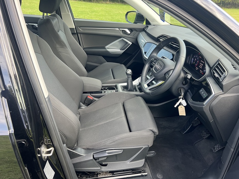 Audi Q3 TDI Sport - U11361