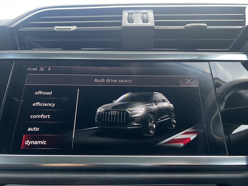 Audi Q3 TDI Sport - U11361