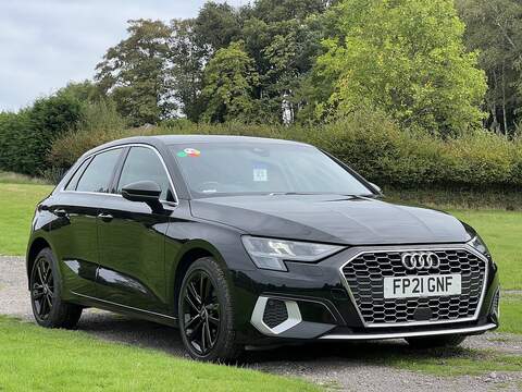 Audi A3 1.6 CDTi BlueInjection SRi Nav Hatchback 5dr Diesel Manual Euro 6 (s/s) (136 ps)