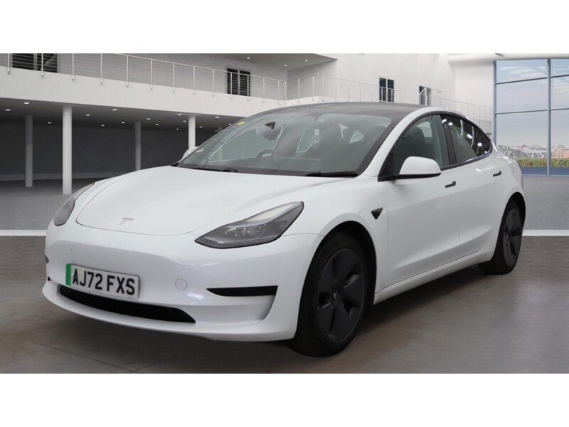 Tesla Model 3  - U11370