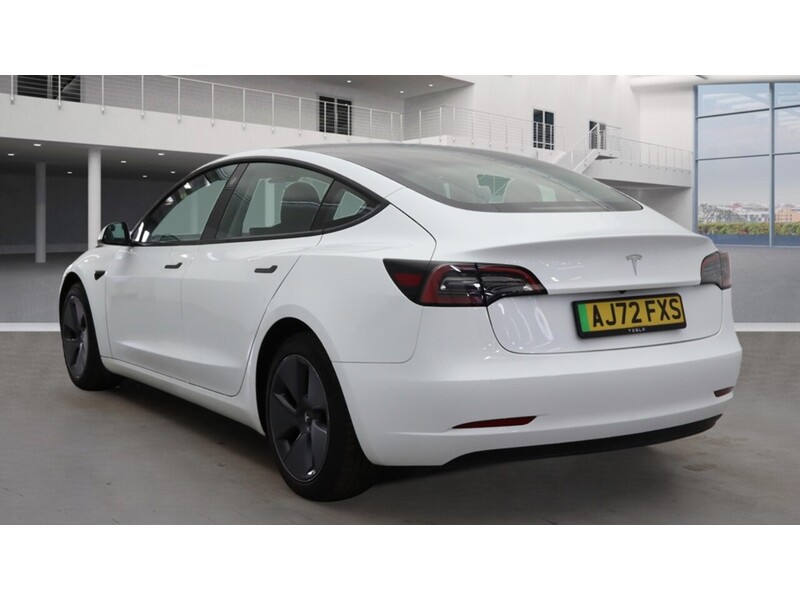 Tesla Model 3  - U11370