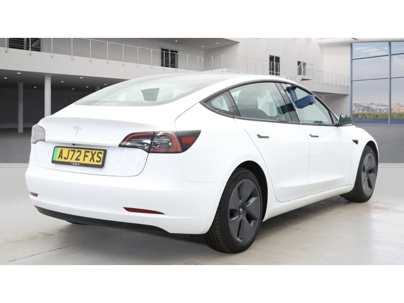 Tesla Model 3  - U11370