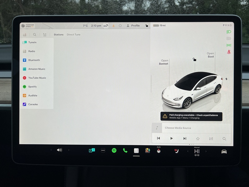 Tesla Model 3  - U11371