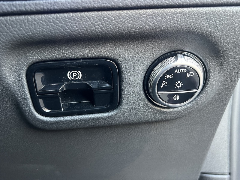 Mercedes-Benz EQE EQE 350+ Exclusive Luxury - U11373