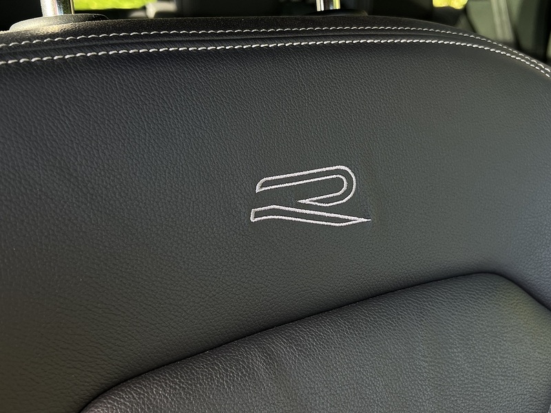 Volkswagen Touareg TSI V6 Black Edition - U11374