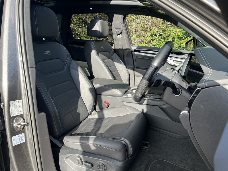 Volkswagen Touareg TSI V6 Black Edition - U11374